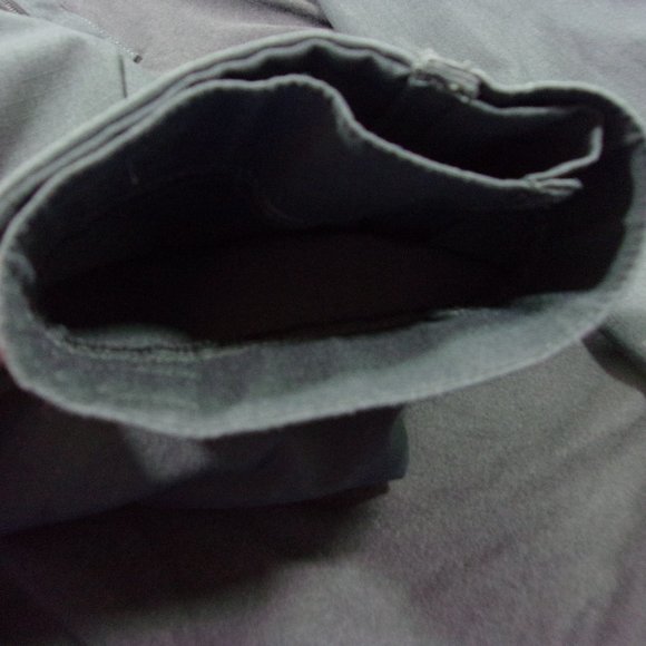 A-31 UNDER ARMOUR 3/4 ZIP PULL OVER MENS - Picture 7 of 13